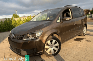 Volkswagen Touran Minivan 2011