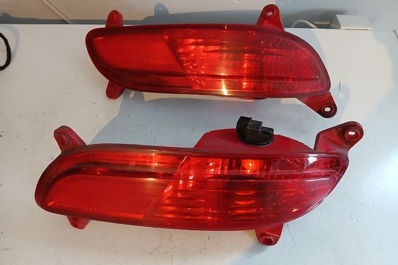 KIA RIO III LAMPA PRZECIWMGIELNA TYLNA  LEWA EUROPA