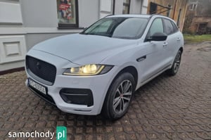 Jaguar F-Pace SUV 2017