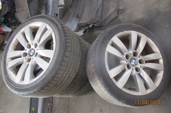BMW E90 ALUFELGI 17 CALI KOMPLET