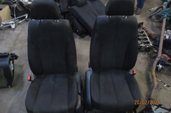 VW PASSAT B6 FOTEL PRZÓD LEWY PRAWY EU