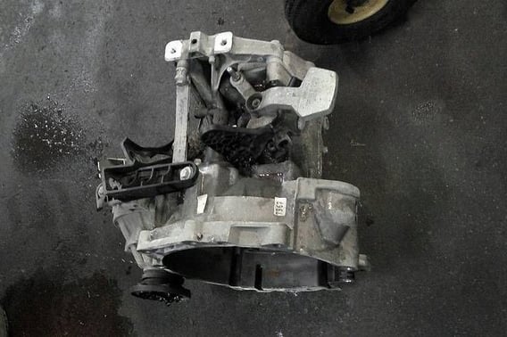 VW GOLF VI 1,4TSI SKRZYNIA BIEGÓW MCB