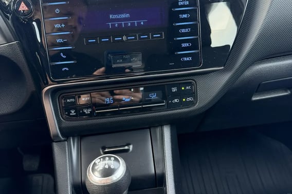 Toyota Auris Kombi 2018