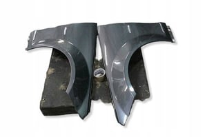 MERCEDES W204 BŁOTNIK PRZÓD PRAWY/LEWY C755