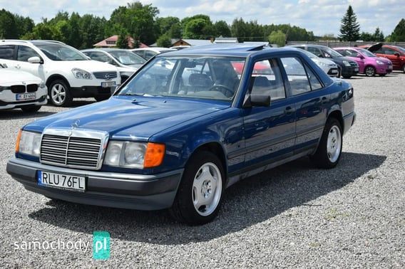 Mercedes-Benz W124 Sedan 1988