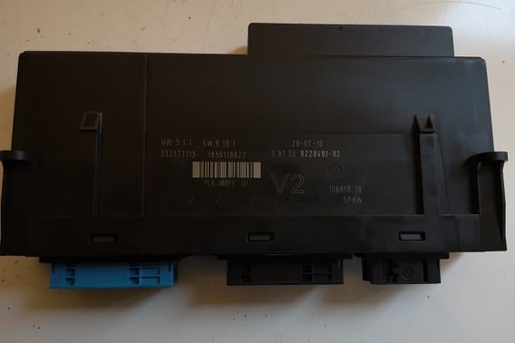 BMW F10 MODUŁ KOMFORTU 9228491-02