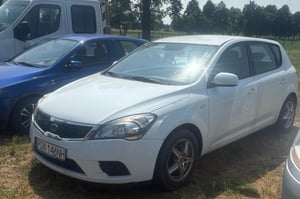 Kia Ceed Hatchback 2011