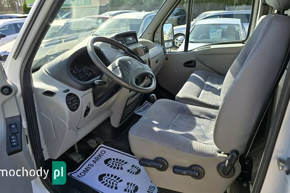 Renault Master Furgon 2002