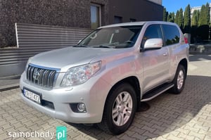 Toyota Land Cruiser SUV 2012