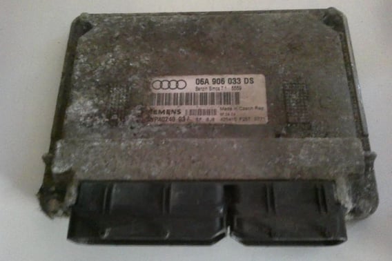 AUDI A3 8P KOMPUTER MODUŁ STEROWNIK SILNIKA 06A906033DS
