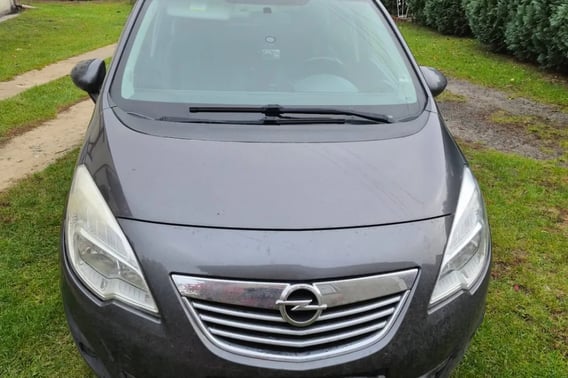 Opel Meriva Hatchback 2011