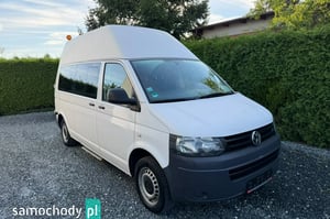 Volkswagen Transporter Bus 2011
