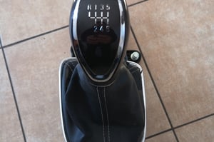 OPEL ASTRA K LEWAREK ZMIANY BIEGÓW KOMPLETNY 55489542