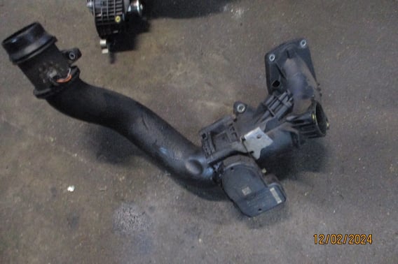 MERCEDES W204 2,2CDI PRZEPUSTNICA A6510900370