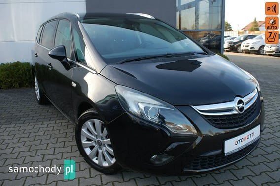 Opel Zafira Minivan 2014