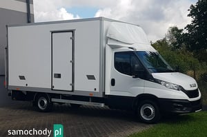 IVECO Daily Kontener 2023