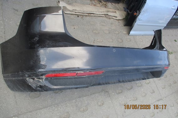 VW PASSAT B8 3C KOMBI ZDERZAK TYŁ TYLNY PDC LB8R