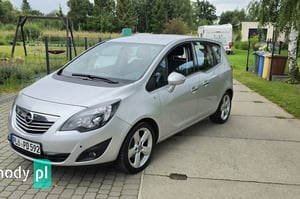 Opel Meriva Minivan 2011