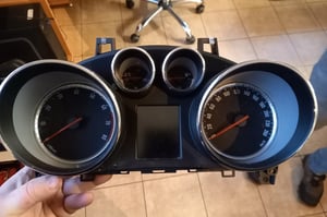 OPEL MOKKA LICZNIK 95375167 EU 1.4 TURBO