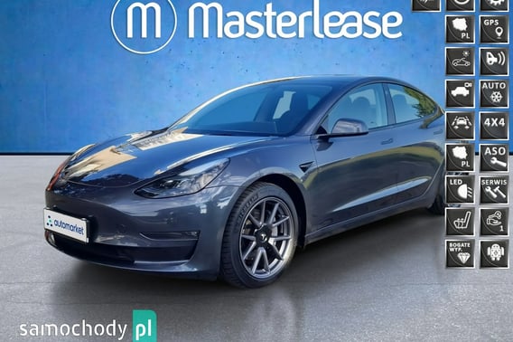 Tesla Model 3 Sedan 2023