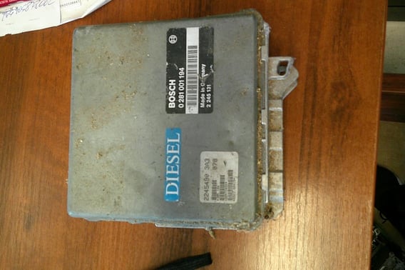 BMW E36 325TDS STEROWNIK SILNIKA 0281001194 2245131