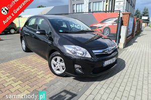 Toyota Auris Hatchback 2012
