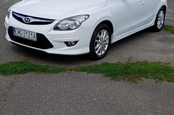 Hyundai i30 Hatchback 2011