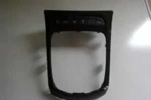 OPEL ASTRA K PANEL PDC Z RAMKĄ 39028735