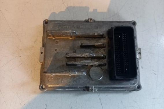 OPEL ASTRA K MODUŁ STEROWNIK SKRZYNI AUTOMATYCZNEJ 24041536
