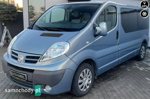 Nissan Primastar Bus 2011