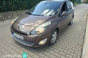 Renault Grand Scenic Minivan 2010