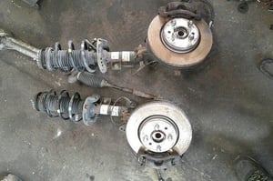 KIA STONIC I 1,0T-GDI AMORTYZATOR ZWROTNICA PRZÓD PRAWA