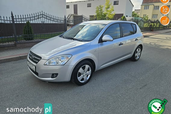 Kia Ceed Hatchback 2009