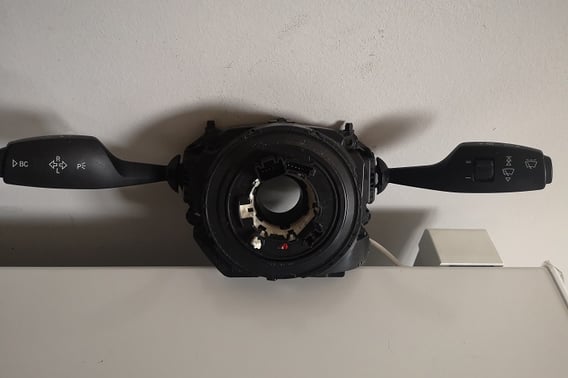 BMW 1 F20 PRZEŁĄCZNIK ZESPOLONY LZ9253753-01 LUB LZ9242281-02