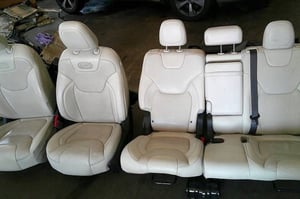 JEEP CHEROKEE WK2 16R FOTELE KANAPA SKÓRA EU KOMPLET
