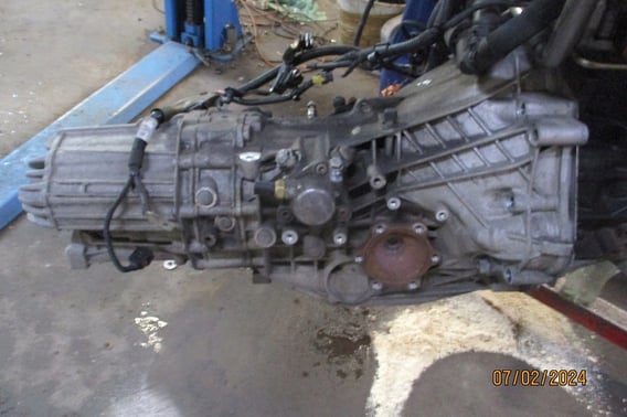 SEAT EXEO AUDI A4 B7 2,0TDI SKRZYNIA BIEGÓW JWS
