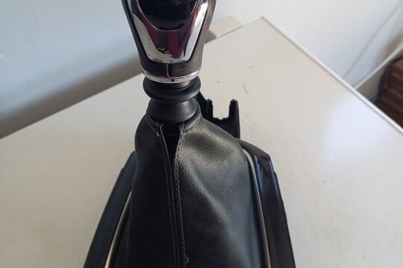 NISSAN QASHQAI J11 LIFT LEWAREK ZMIANY BIEGÓW 9618790 MANUALNY