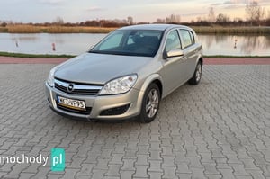 Opel Astra Hatchback 2009
