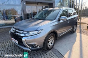 Mitsubishi Outlander SUV 2016