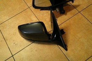 BMW 5 F10 F11 LUSTERKO LEWE 3PIN A90/7 F0153401U6680