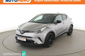 Toyota C-HR SUV 2016