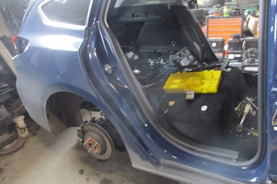 FORD FOCUS MK4 KOMBI BŁOTNIK TYŁ PRAWY RJ IJ