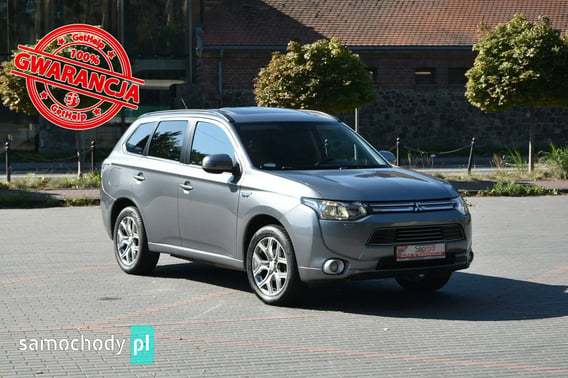 Mitsubishi Outlander SUV 2013