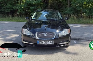 Jaguar XF Sedan 2011