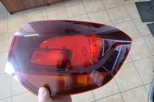 OPEL ASTRA J KOMBI LAMPA TYŁ PRAWA 13314051