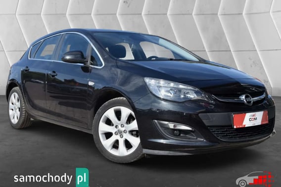Opel Astra Hatchback 2014