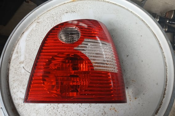 POLO 9N LAMPA TYŁ PRAWA 6Q6945096B