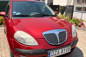 Lancia Ypsilon Hatchback 2004