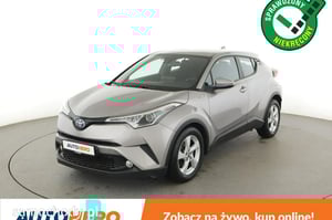 Toyota C-HR SUV 2016