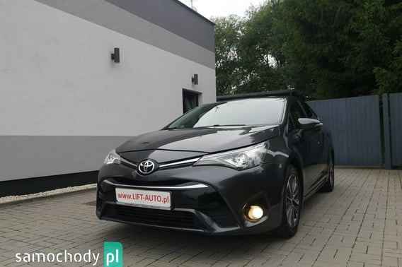 Toyota Avensis Sedan 2015